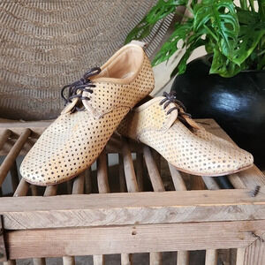 ||BED STU|| oxfords/flats, tan, leather, handmade, lace up, size 8